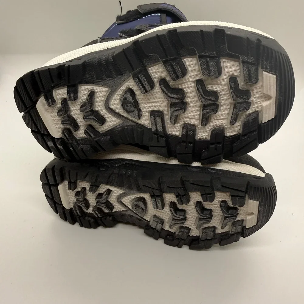 Khombu Toddler Boys Navy Blue Black Insulated Snow Boots Size 5 Hook Loop